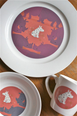 servies 'neushoorn' rood